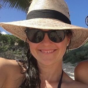 Meet your Posher, Leah